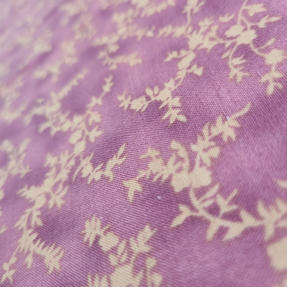 Rare Vintage Crafting Quilting Sewing Purples & Cream Color Cotton Fabric - Picture 6 of 10